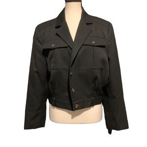 Woman’s Tristan & Isolde, short waist, shoulder-pads, large, lined, black